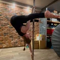 Ania on the pole